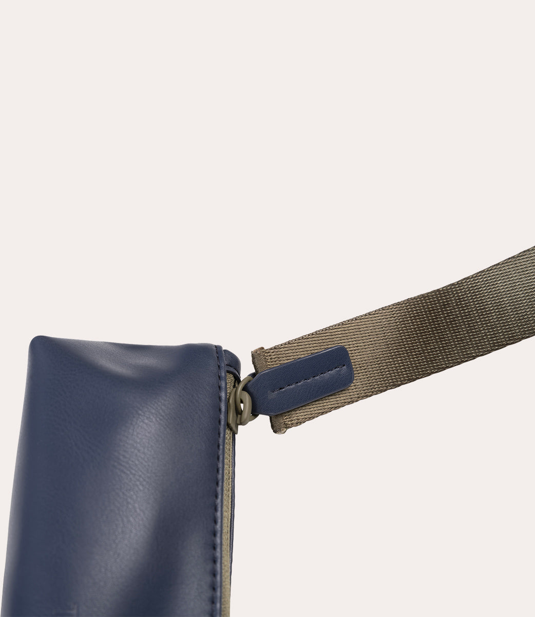 tucano-palma-pouch-trousse-zipp-e-cuir-synth-tique-recycl image 7