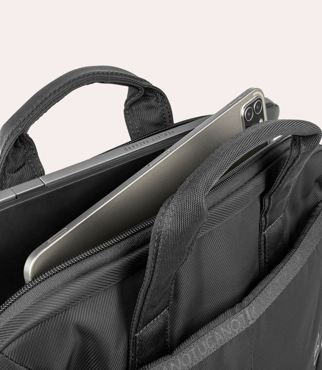 tucano-astra-13-sacoche-slim-recycl-e-pour-pc-13-macbook-pro-14 image 4