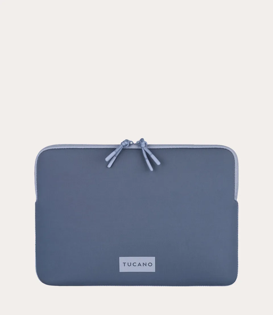 tucano-one-housse-macbook-neo-en-n-opr-ne-4-mm-anti-slip image 1
