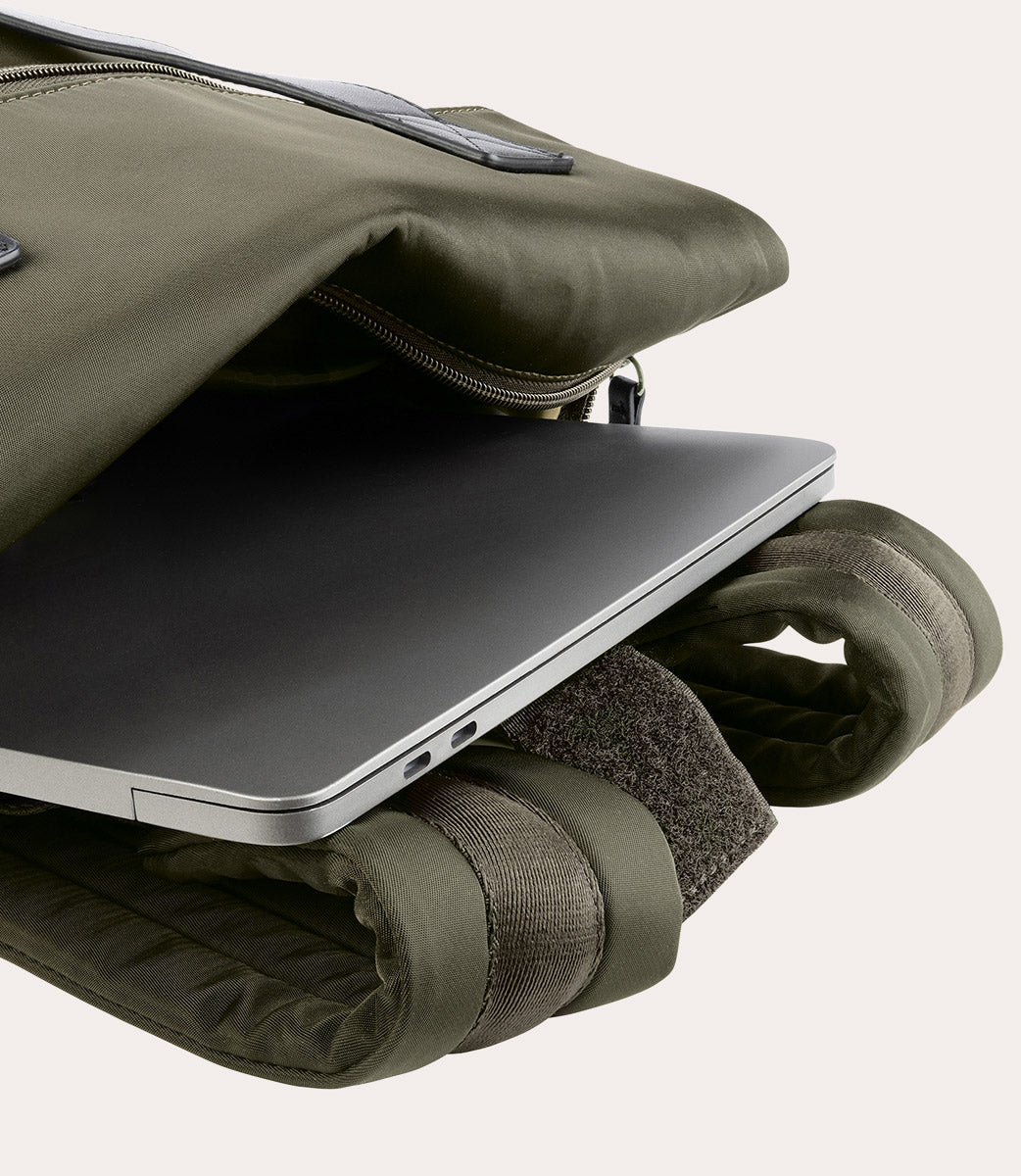 tucano-fold-backpack-sac-dos-nylon-recycl-et-cuir-15-6-macbook-16 image 6