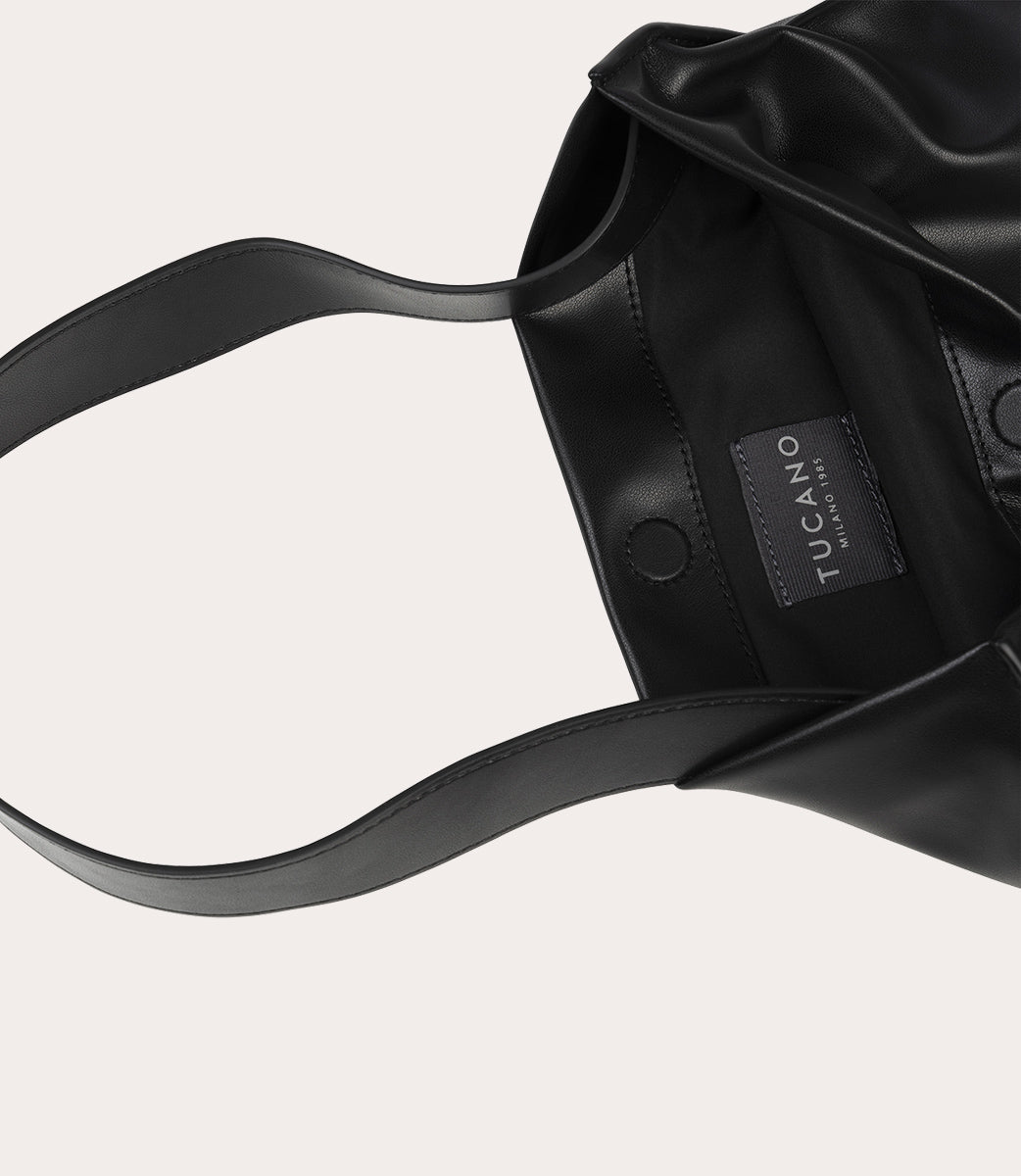 tucano-ginetta-sac-bandouli-re-sac-souple-aspect-cuir-recycl image 8