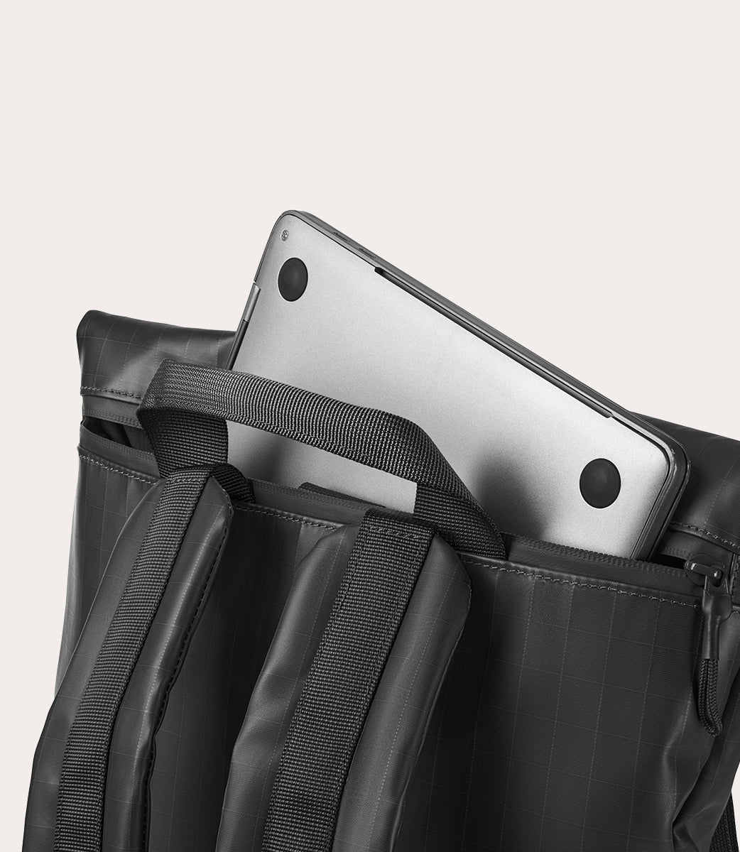 tucano-fold-sign-backpack-sac-dos-15-6-macbook-16-effet-ripstop image 6