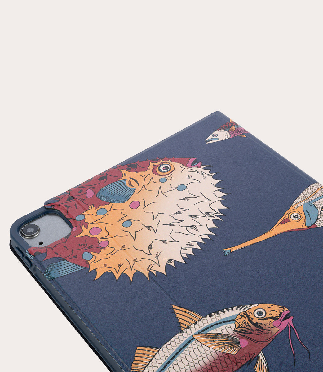 tucano-up-schizzo-tui-pour-ipad-motif-poisson-support-et-rangement-pencil image 6