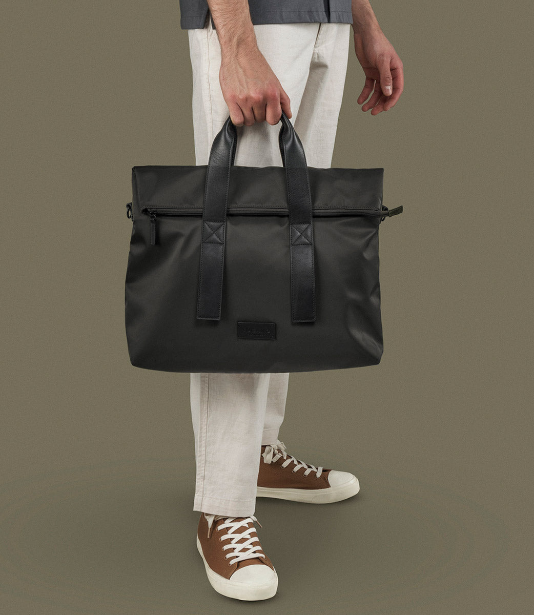 tucano-fold-sac-de-travail-15-6-macbook-16-en-nylon-recycl-et-cuir image 2