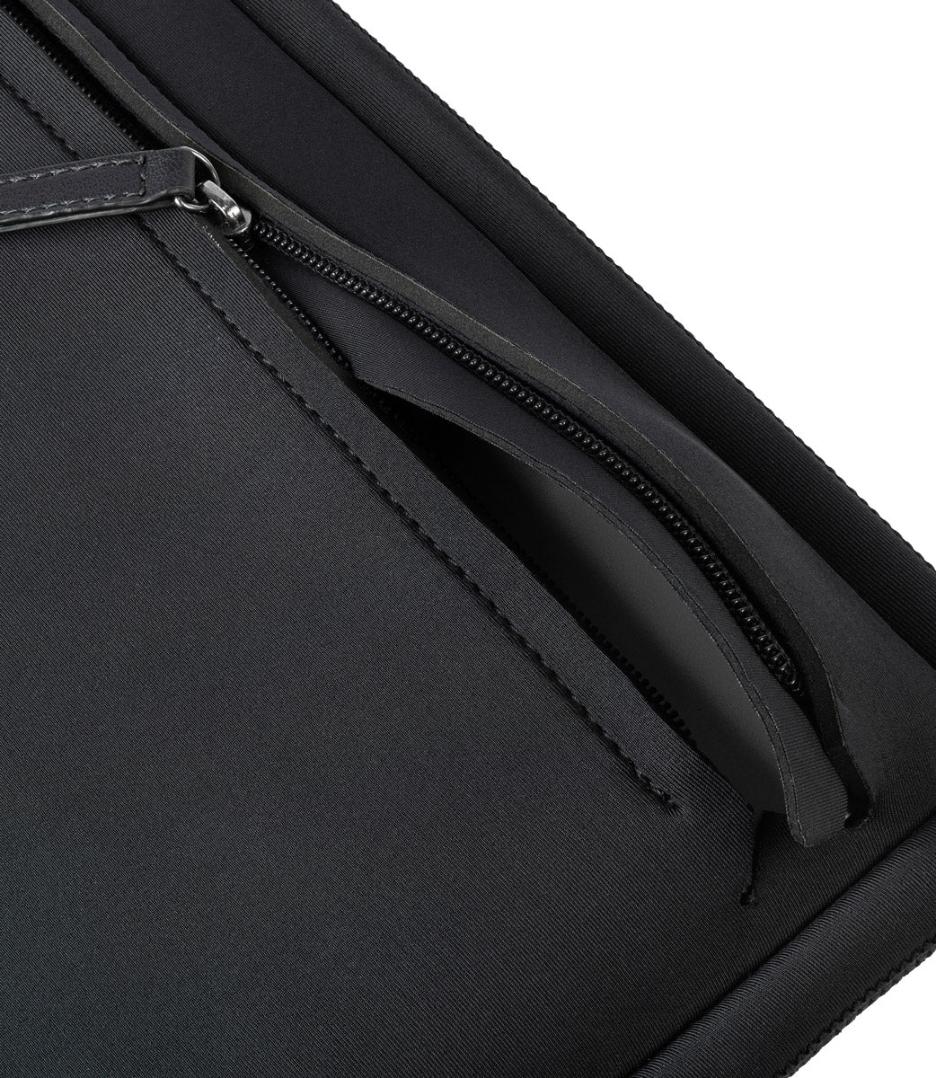 tucano-intorno-second-skin-housse-macbook-n-opr-ne-antichoc image 6